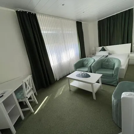 Konukevi Haus Talblick Edersee