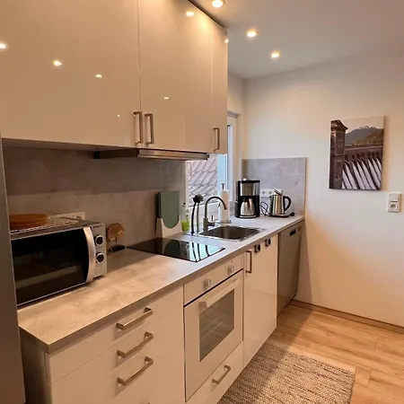 Konukevi Haus Talblick Edersee *